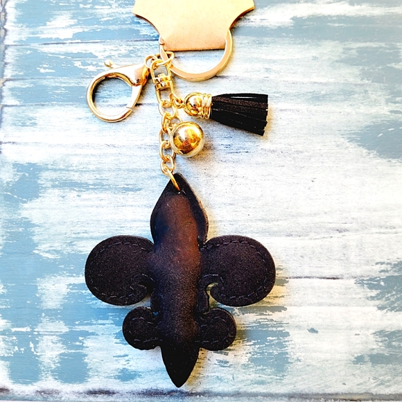 BLING FLUER DE LIS KEYCHAIN - Picture 5 of 5